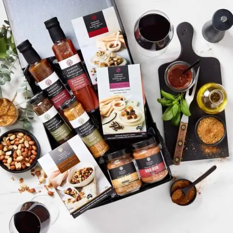 Gourmet Australian gift hamper with sauces and snacks