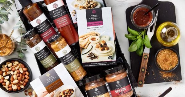 Gourmet Australian gift hamper with sauces and snacks